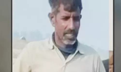 बीजापुर में कपड़े कंबल और तिरपाल बेच रहे फेरीवालों का अपहरण, नक्सलियों पर शक बीजापुर में कपड़े कंबल और तिरपाल बेच रहे फेरीवालों का अपहरण, नक्सलियों पर शक
