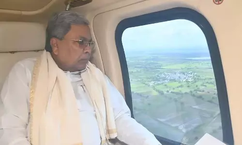 कर्नाटक के कल्याण में बाढ़: मुख्यमंत्री ने हवाई सर्वेक्षण किया कर्नाटक के कल्याण में बाढ़: मुख्यमंत्री ने हवाई सर्वेक्षण किया