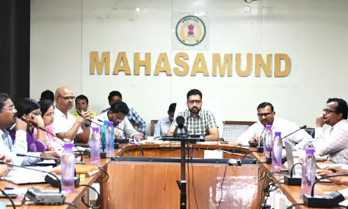 महासमुंद कलेक्टर ने ली साप्ताहिक समय सीमा की बैठक महासमुंद कलेक्टर ने ली साप्ताहिक समय सीमा की बैठक