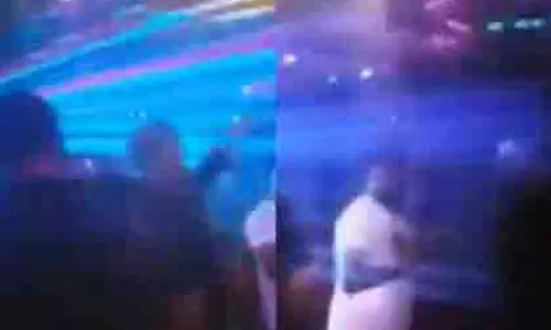Ghaziabad: अपराधी की जन्मदिन पार्टी में शामिल होने पर चार पुलिसकर्मी निलंबित