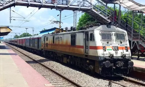 Patna: सात नई ट्रेनों से बिहार के यात्रियों को बड़ी राहत Patna: सात नई ट्रेनों से बिहार के यात्रियों को बड़ी राहत
