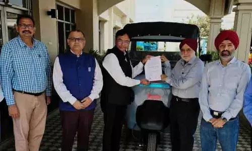 Punjab नेशनल बैंक ने इलेक्ट्रिक वाहनों के वित्तपोषण के लिए समझौता ज्ञापन पर हस्ताक्षर किए