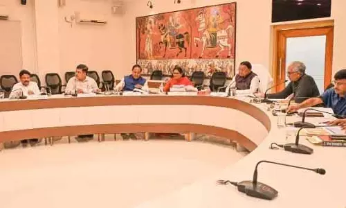 ओडिशा कैबिनेट ने 2,200 प्राथमिक स्कूलों के लिए ₹12,000 करोड़ मंजूर किए
