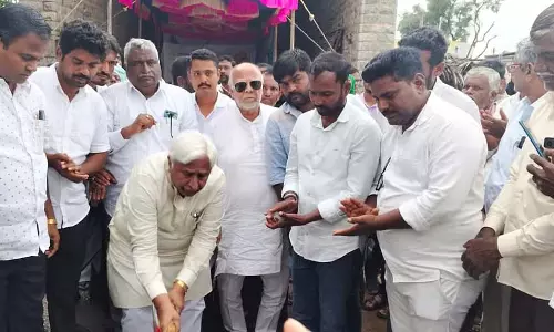 चिंचली-कोलीवाड़ा सड़क कार्य: भूमिपूजन चिंचली-कोलीवाड़ा सड़क कार्य: भूमिपूजन