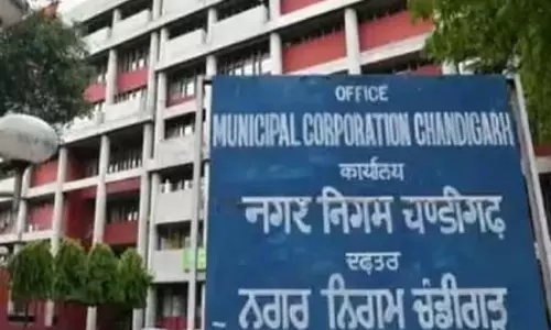 चंडीगढ़ नगर निगम की बैठक में हंगामा, 10 मिनट के लिए हाउस स्थगित