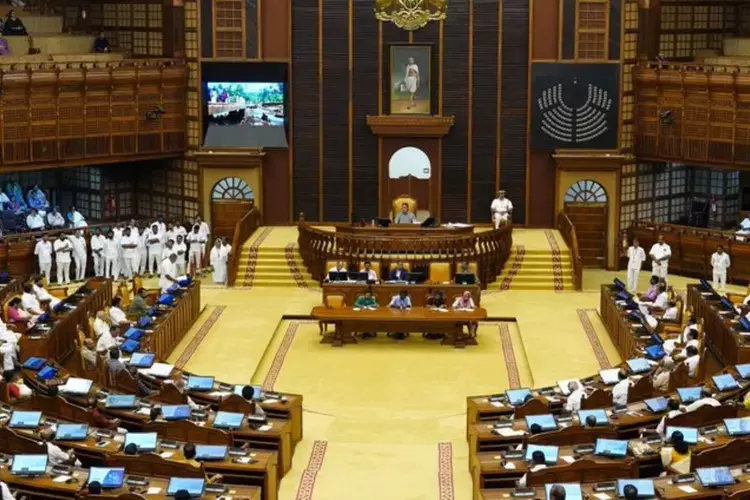 Kerala स्पीकर ने राहुल गांधी की ‘धमकी’ पर बहस को खारिज कर हंगामा खड़ा कर दिया Kerala स्पीकर ने राहुल गांधी की ‘धमकी’ पर बहस को खारिज कर हंगामा खड़ा कर दिया