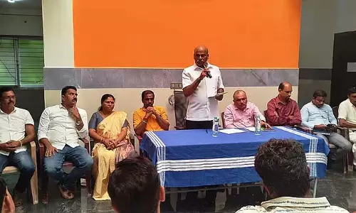 वस्तारे-श्रृंगेरी सड़क विकास के लिए 90 करोड़ जारी: MLA Rajegowda वस्तारे-श्रृंगेरी सड़क विकास के लिए 90 करोड़ जारी: MLA Rajegowda