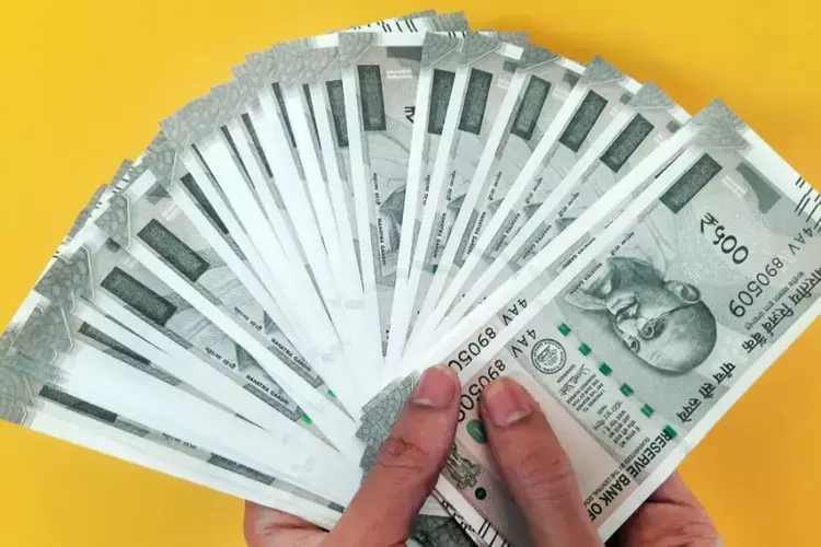 Kerala का पेंशन फंड कर्ज 44,000 करोड़ रुपये के पार, बकाया राशि का ढेर Kerala का पेंशन फंड कर्ज 44,000 करोड़ रुपये के पार, बकाया राशि का ढेर