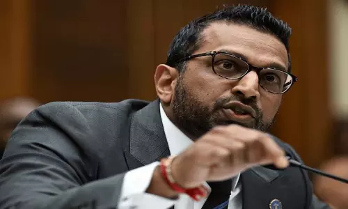 FBI निदेशक काश पटेल के पाकिस्तान के मुनीर से हाथ मिलाने पर आक्रोश