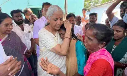 केंद्र सार्वजनिक समारोहों के लिए मानक संचालन प्रक्रिया (SOP) तैयार करने को तैयार, निर्मला ने आश्वासन दिया
