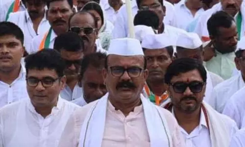 कांग्रेस ने RSS की आलोचना की, गांधी के सामने आत्मसमर्पण को वैचारिक हार बताया कांग्रेस ने RSS की आलोचना की, गांधी के सामने आत्मसमर्पण को वैचारिक हार बताया