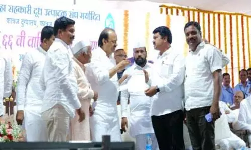 दूध में मिलावट करने वाले डेयरी मालिकों और प्लांट मालिकों के खिलाफ सख्त कानून बनाएं दूध में मिलावट करने वाले डेयरी मालिकों और प्लांट मालिकों के खिलाफ सख्त कानून बनाएं