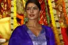 Priyanka Chopra: सादगी से प्रियंका चोपड़ा ने लूटी लाइमलाइट Priyanka Chopra: सादगी से प्रियंका चोपड़ा ने लूटी लाइमलाइट