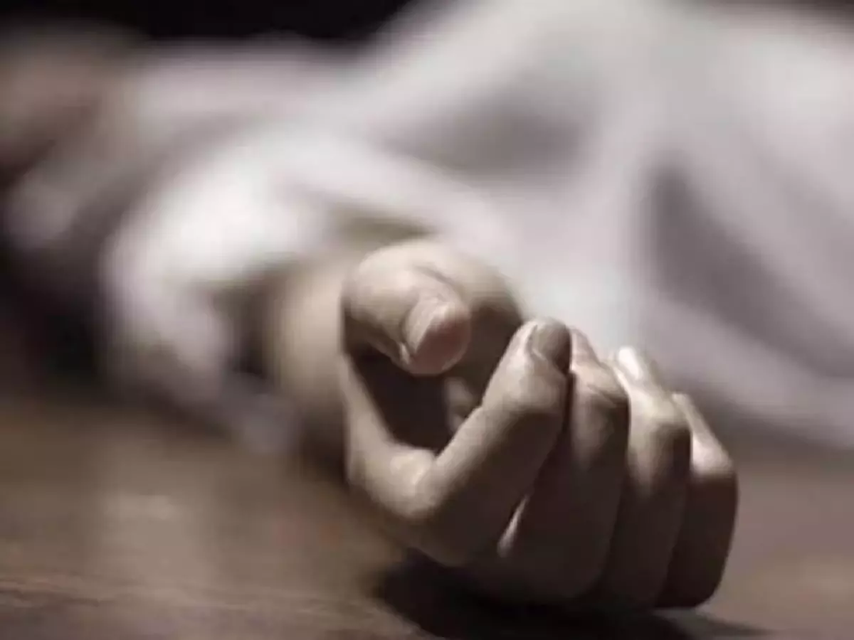 सुसाइड मामले में छग चौथे स्थान पर सुसाइड मामले में छग चौथे स्थान पर