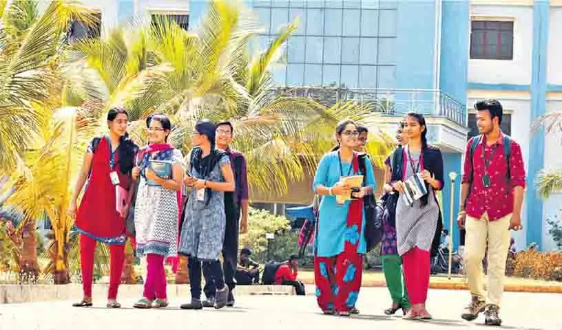 Telangana के निजी कॉलेज दशहरा की छुट्टियों के बाद फिर से नहीं खुलेंगे Telangana के निजी कॉलेज दशहरा की छुट्टियों के बाद फिर से नहीं खुलेंगे