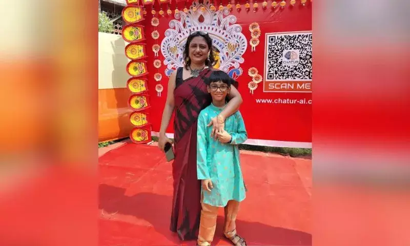 Kolkata में दुर्गा पूजा: कठिनाइयों के बीच उत्सव का आनंद Kolkata में दुर्गा पूजा: कठिनाइयों के बीच उत्सव का आनंद