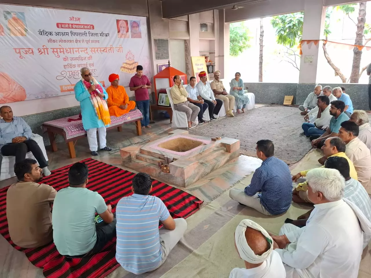 Jaipur: शिक्षा मंत्री ने ग्राम पंचायतों का किया सघन निरीक्षण Jaipur: शिक्षा मंत्री ने ग्राम पंचायतों का किया सघन निरीक्षण