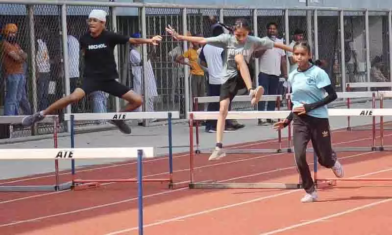 Ludhiana: 500 से अधिक छात्रों ने ट्रैक एवं फील्ड स्पर्धाओं में भाग लिया Ludhiana: 500 से अधिक छात्रों ने ट्रैक एवं फील्ड स्पर्धाओं में भाग लिया