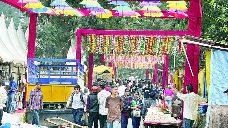 शिविर में शोभायात्रा के बाद हजारों भक्तों के साथ होंगे विराजमान शिविर में शोभायात्रा के बाद हजारों भक्तों के साथ होंगे विराजमान