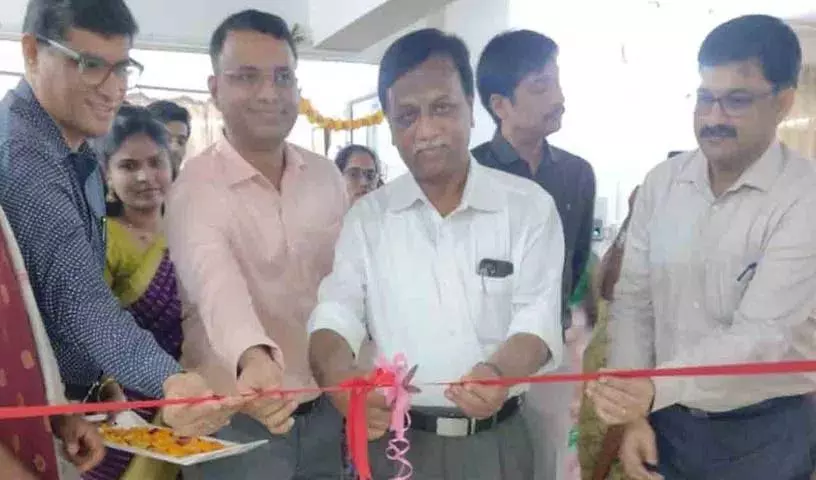 NIMS निदेशक डॉ. बीरप्पा ने फिजियोथेरेपी विभाग के लिए आधुनिक उपकरणों का शुभारंभ किया NIMS निदेशक डॉ. बीरप्पा ने फिजियोथेरेपी विभाग के लिए आधुनिक उपकरणों का शुभारंभ किया