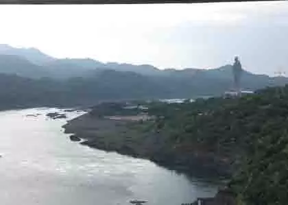 सरदार सरोवर बांध के जलस्तर में रिकॉर्ड वृद्धि पर CM ने की प्रार्थना सरदार सरोवर बांध के जलस्तर में रिकॉर्ड वृद्धि पर CM ने की प्रार्थना