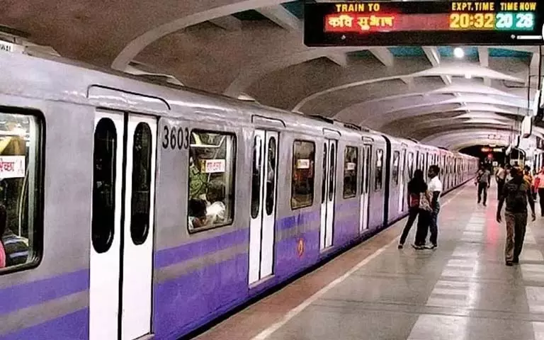 नवमी पर रात में जागेगा शहर, आखिरी मेट्रो कब? नवमी पर रात में जागेगा शहर, आखिरी मेट्रो कब?