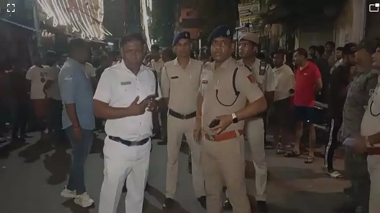 Mahashtami की रात हावड़ा में गोलीबारी, बिहार के कारोबारी की गोली मारकर हत्या Mahashtami की रात हावड़ा में गोलीबारी, बिहार के कारोबारी की गोली मारकर हत्या