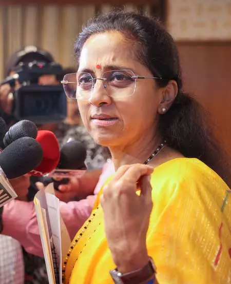 सुप्रिया सुले ने अनिल देशमुख पर हमले की पुलिस रिपोर्ट पर सवाल उठाए, बोलीं- सब कुछ झूठ नहीं हो सकता सुप्रिया सुले ने अनिल देशमुख पर हमले की पुलिस रिपोर्ट पर सवाल उठाए, बोलीं- सब कुछ झूठ नहीं हो सकता