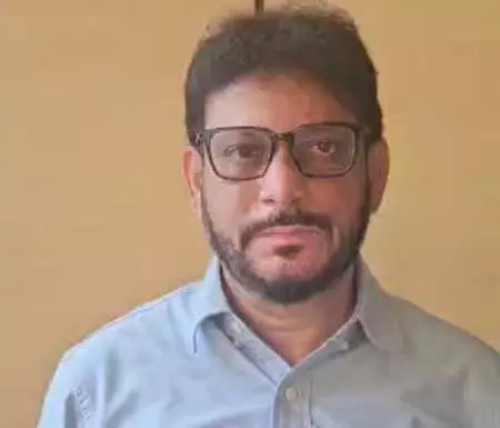 त्योहारी सीजन के मद्देनजर वक्फ कानून विरोध प्रदर्शन स्थगित : वारिस पठान त्योहारी सीजन के मद्देनजर वक्फ कानून विरोध प्रदर्शन स्थगित : वारिस पठान