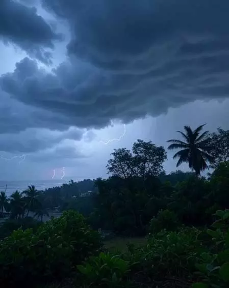 पश्चिम बंगाल की खाड़ी में बन रहा दबाव क्षेत्र, आईएमडी का भारी बारिश का पूर्वानुमान पश्चिम बंगाल की खाड़ी में बन रहा दबाव क्षेत्र, आईएमडी का भारी बारिश का पूर्वानुमान