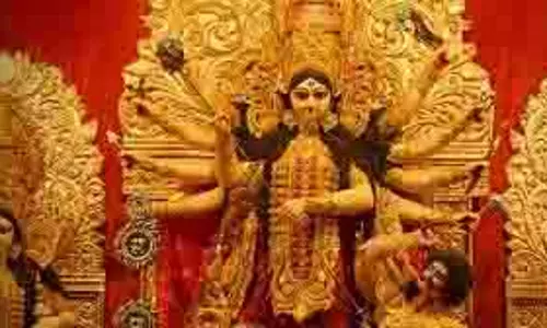 Durga Visarjan 2025 Muhurat, Mantra :जानें  दुर्गा विसर्जन का शुभ मुहूर्त,विसर्जन के दौरान किस मंत्र का  करें जाप