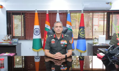 आतंकवाद विरोधी अभियानों में शामिल रहे लेफ्टिनेंट जनरल वीरेंद्र वत्स बने एनसीसी के महानिदेशक आतंकवाद विरोधी अभियानों में शामिल रहे लेफ्टिनेंट जनरल वीरेंद्र वत्स बने एनसीसी के महानिदेशक