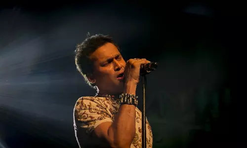 Zubeen Garg मौत मामला: SIT ने मैनेजर और फेस्टिवल आयोजक गिरफ्तार Zubeen Garg मौत मामला: SIT ने मैनेजर और फेस्टिवल आयोजक गिरफ्तार