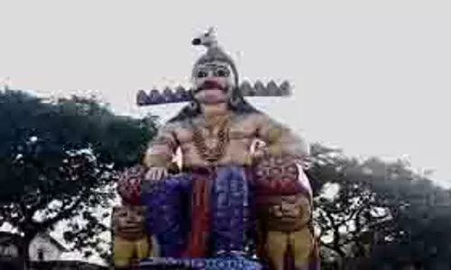 Dussehra Mantra: दशहरा के दिन कौन से मंत्रों का जाप करना चाहिए Dussehra Mantra: दशहरा के दिन कौन से मंत्रों का जाप करना चाहिए