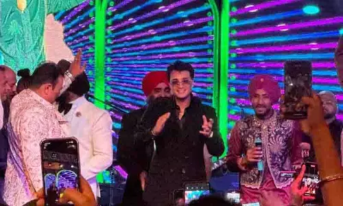 एशिया कप के स्टार बल्लेबाज अभिषेक शर्मा Ludhiana में बहन के प्री-वेडिंग समारोह में शामिल हुए