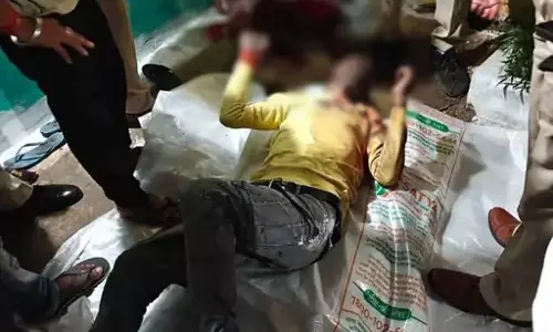 बेटों ने मां के आशिक को मारा, दुर्ग में जघन्य वारदात बेटों ने मां के आशिक को मारा, दुर्ग में जघन्य वारदात
