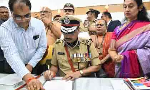 शिवधर रेड्डी ने तेलंगाना के DGP का पदभार संभाला