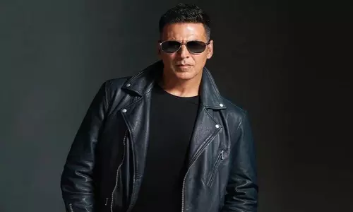 Bollywood पार्टियों में क्या करते हैं अक्षय कुमार? एक्टर ने बताई सच्चाई