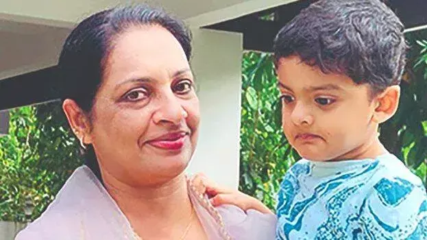Kerala: ऑटिज़्म से जूझते डेनियल ने वेम्बनाड झील में दी तैराकी की मिसाल Kerala: ऑटिज़्म से जूझते डेनियल ने वेम्बनाड झील में दी तैराकी की मिसाल