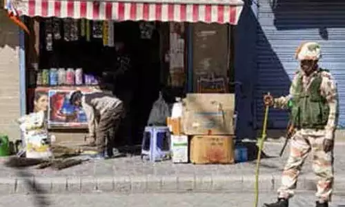 लेह में पूरे दिन के लिए कर्फ्यू में ढील, बाजारों में रौनक लौटी