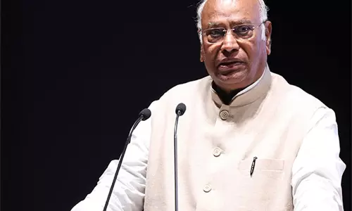 कांग्रेस अध्यक्ष मल्लिकार्जुन खड़गे बेंगलुरु के अस्पताल में भर्ती