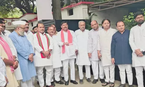 Bareilly: डीआईजी से सपा प्रतिनिधिमंडल की बैठक, निर्दोषों के लिए सुरक्षा की अपील