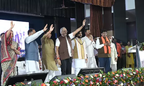 हमारे जीवन की जड़ हैं बुजुर्ग : सांसद बृजमोहन अग्रवाल