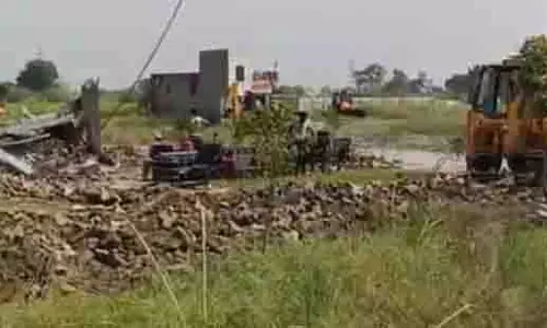 YEIDA ने नोएडा हवाई अड्डे के पास अवैध निर्माण के खिलाफ कार्रवाई शुरू की