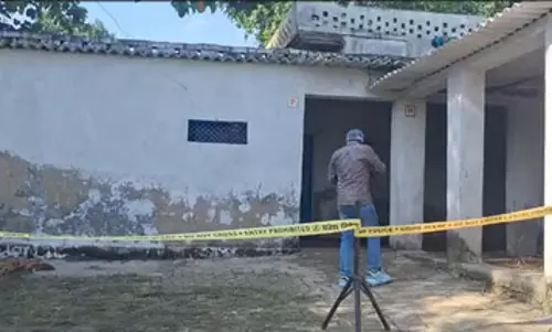 2 नाबालिग की हत्या के बाद शख्स ने परिवार संग खुद को लगाई आग, 6 की मौत 2 नाबालिग की हत्या के बाद शख्स ने परिवार संग खुद को लगाई आग, 6 की मौत
