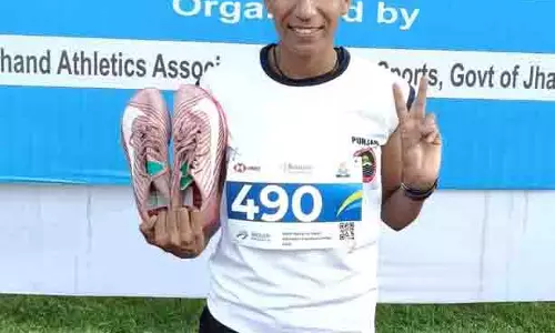 मजदूर की बेटी ने 64वीं National Open एथलेटिक्स चैंपियनशिप में दोहरा पदक जीतकर चमक बिखेरी मजदूर की बेटी ने 64वीं National Open एथलेटिक्स चैंपियनशिप में दोहरा पदक जीतकर चमक बिखेरी