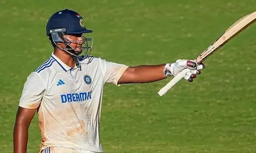 Vaibhav Suryavanshi ने युवा टेस्ट क्रिकेट में रिकॉर्ड स्थापित किया Vaibhav Suryavanshi ने युवा टेस्ट क्रिकेट में रिकॉर्ड स्थापित किया
