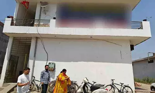 DEO के तबादले के बाद गैर-मान्यता प्राप्त स्कूलों को बंद करने की मुहिम धीमी पड़ गई DEO के तबादले के बाद गैर-मान्यता प्राप्त स्कूलों को बंद करने की मुहिम धीमी पड़ गई