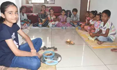 Ludhiana: दुर्गा अष्टमी पर निवासियों ने देवी की पूजा अर्चना की