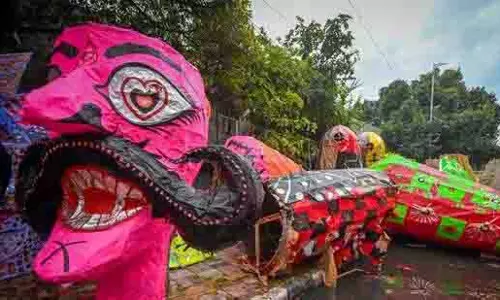 Delhi: एक व्यक्ति के डूबने की आशंका, रावण के पुतले क्षतिग्रस्त